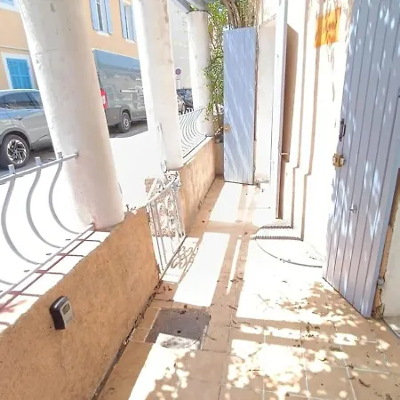 Maison De Pecheur A 100m De La Et Du Port Διαμέρισμα